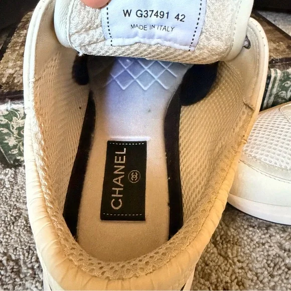 CHANEL Ivory Calfskin Suede Sneakers 42 - Picture 10 of 10